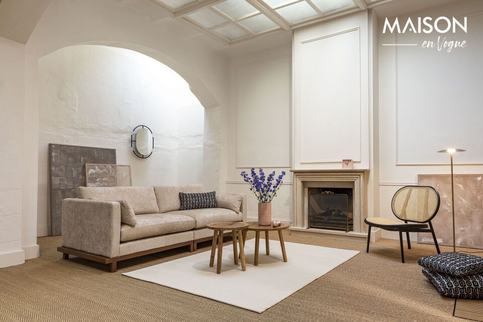 Entdecken Sie das 3-Sitzer-Sofa aus beigem Stoff Blossom