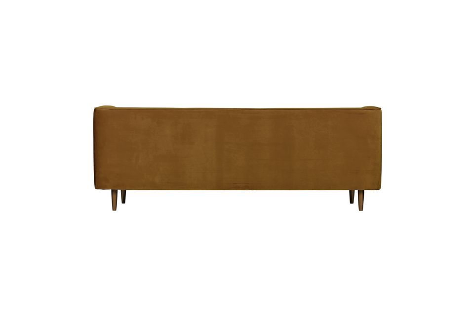 Das Sofa ist auf der Vorderseite mit einem festen Samtstoff bezogen, der aus 100% Polyester besteht