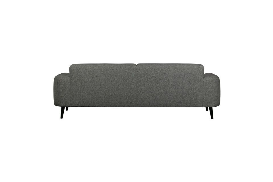 Mit seinen hohen Füßen und dem festen Sitzkomfort ist dieses Sofa auch als Ecksofa erhältlich