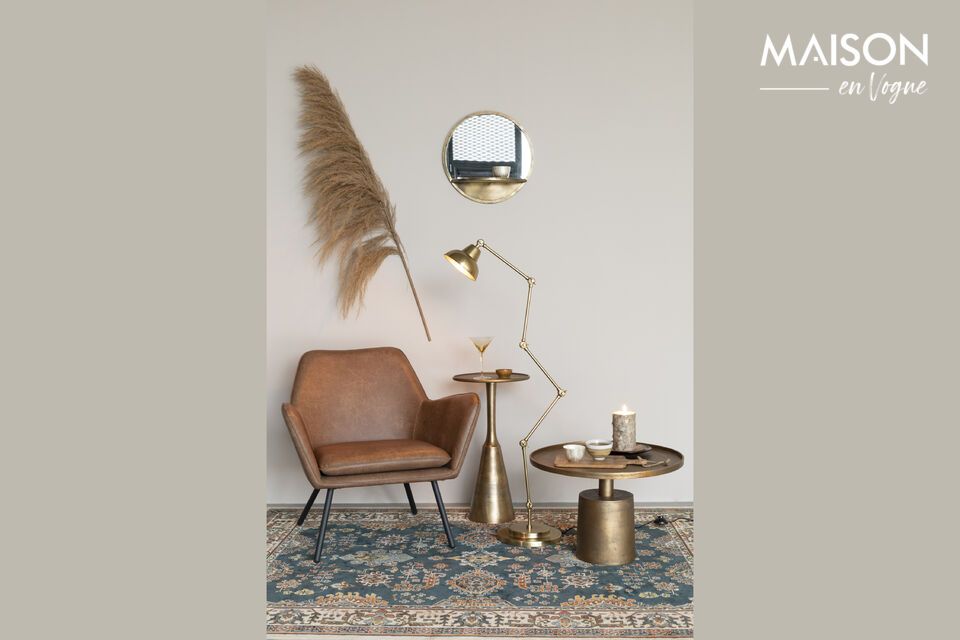 Dank seines raffinierten Designs und seiner goldenen Farbe verleiht er Ihrem Wohn- oder