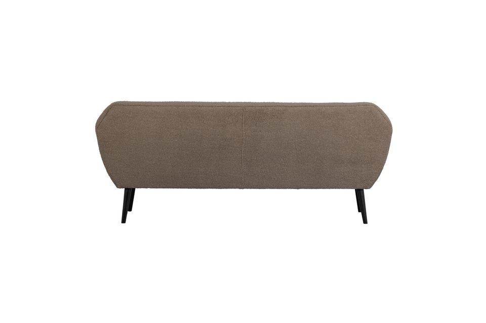 Materialien: Dieses Sofa besteht aus einer Sitzfläche und einer Rückenlehne aus Schaumstoff
