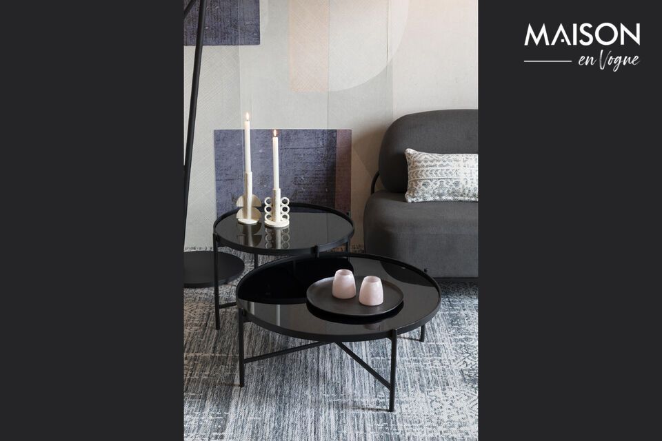 Entdecken Sie funktionale Eleganz mit dem Couchtisch Lily