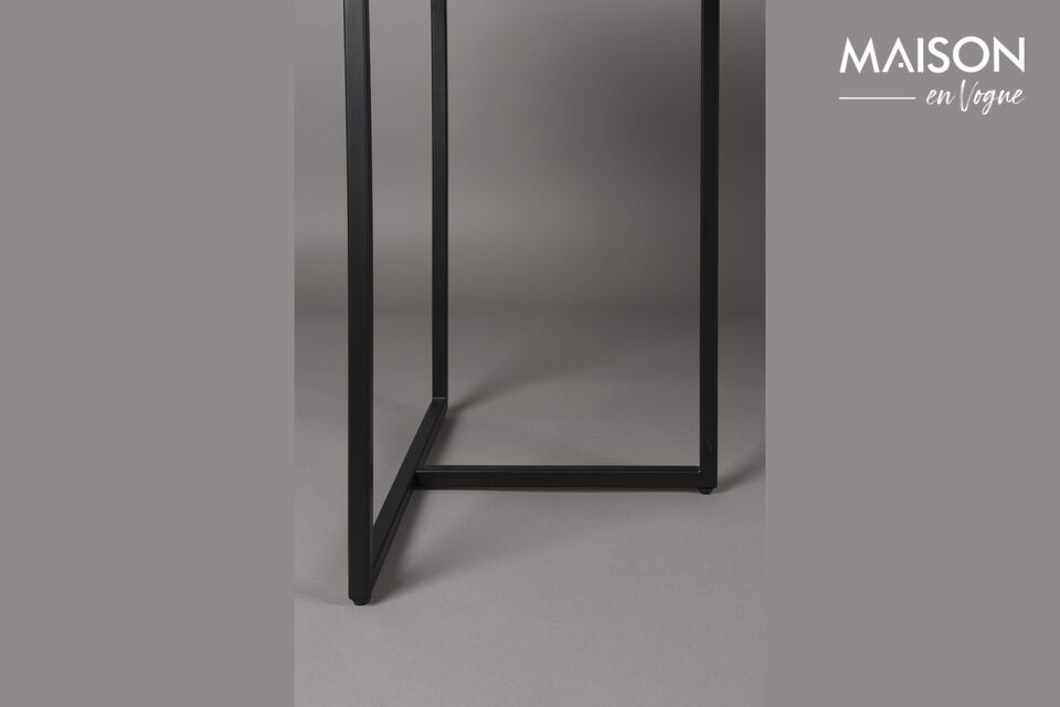 Mit seinen großzügigen Abmessungen von 220 cm Länge