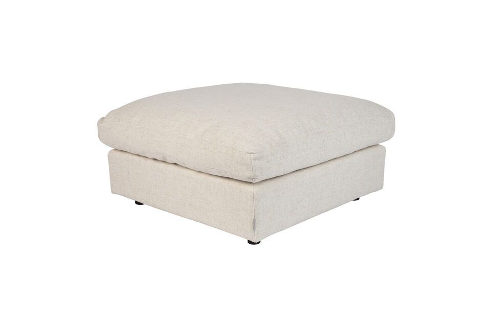 Als perfekter Begleiter unseres Sense-Sofas kann dieser Hocker auch alleine glänzen und jedem Raum