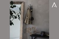 Garderobenständer und Herrendiener House Doctor