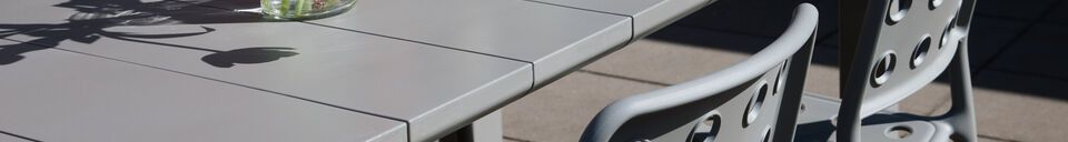 Materialbeschreibung Grauer Gartentisch aus Stahl Alban