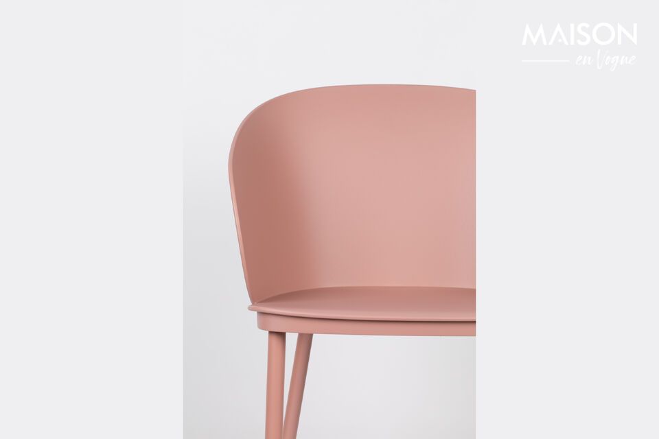 Modernisieren Sie Ihr Interieur mit dem außergewöhnlichen Stuhl Gigi Stuhl in schwarz und seinem