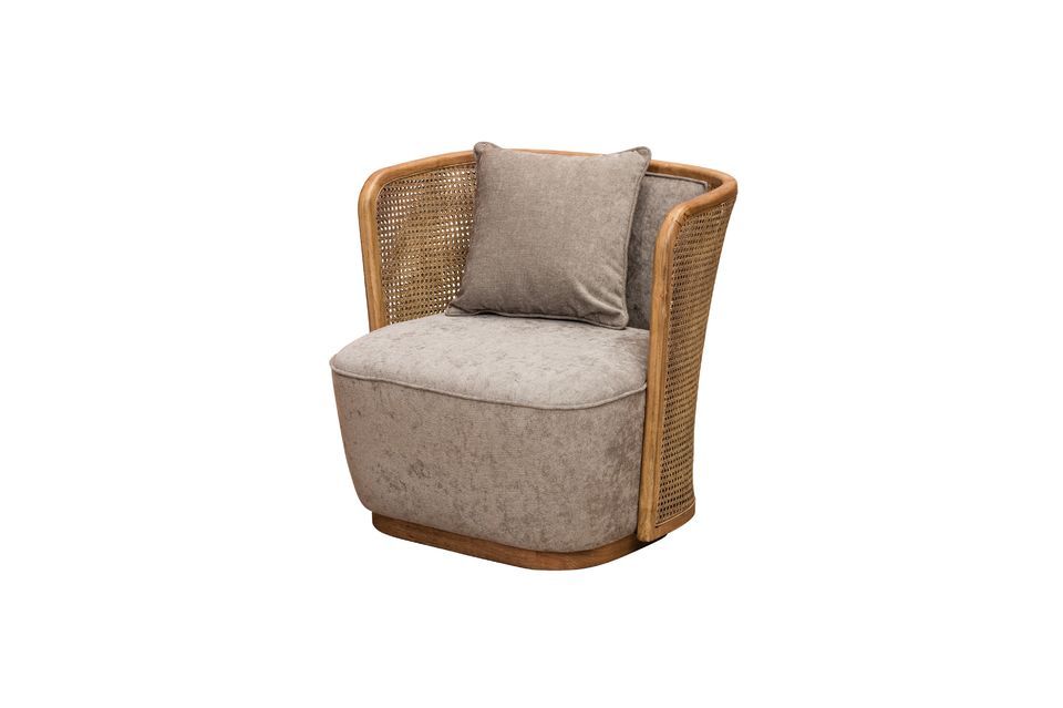 Dieser Sessel kombiniert die ursprüngliche Kombination aus geflochtenem Rattan und Polyester