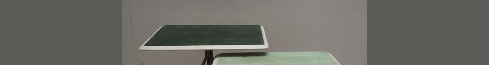 Materialbeschreibung Set mit 2 grünen Tischen aus lackiertem Holz Rêverie