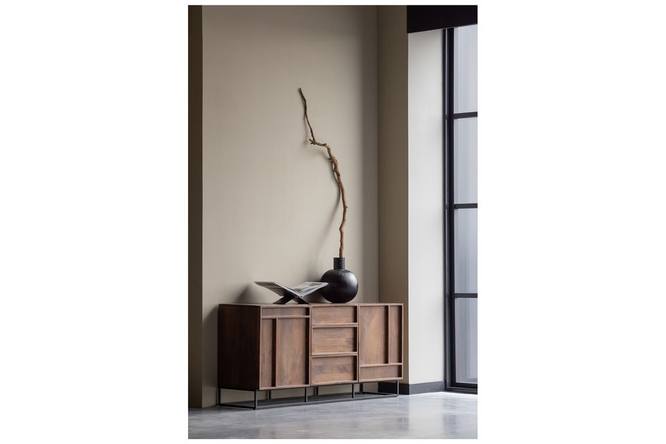 Elegantes Sideboard aus Mangoholz