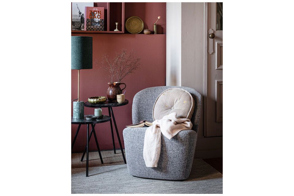 Der Sessel Lofty aus der vtwonen-Kollektion ist eine perfekte Mischung aus Komfort und Eleganz