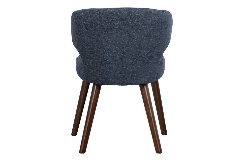 Bringen Sie mit diesem Stuhl Cape einen Hauch von Eleganz in Ihr Esszimmer