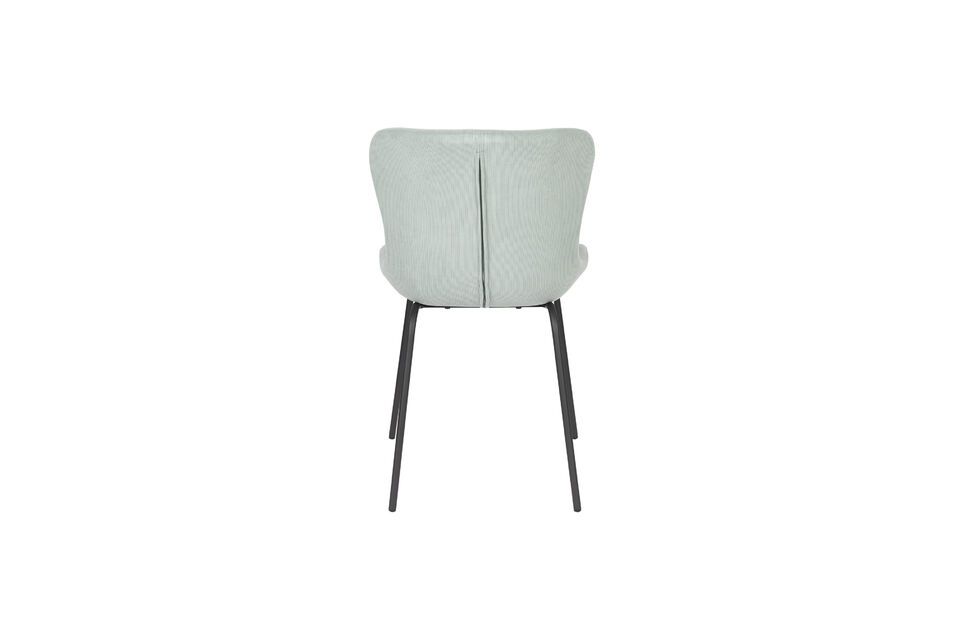 Das durchdachte Design sorgt auch für eine gute Ergonomie und stützt Rücken und Arme