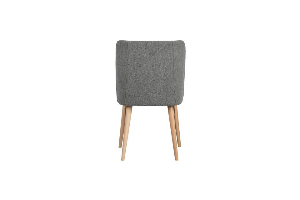 Dieser Stuhl des niederländischen Herstellers Woood vereint Komfort und Eleganz mit einer