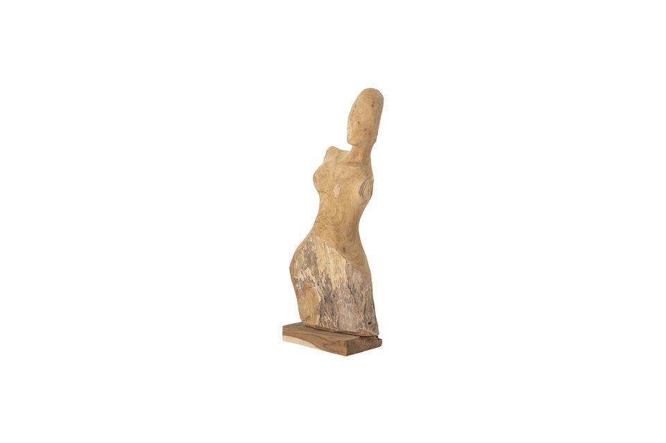 Die Dekoration Lenoa von Bloomingville ist eine schöne, handgeschnitzte Figur aus Teakholz