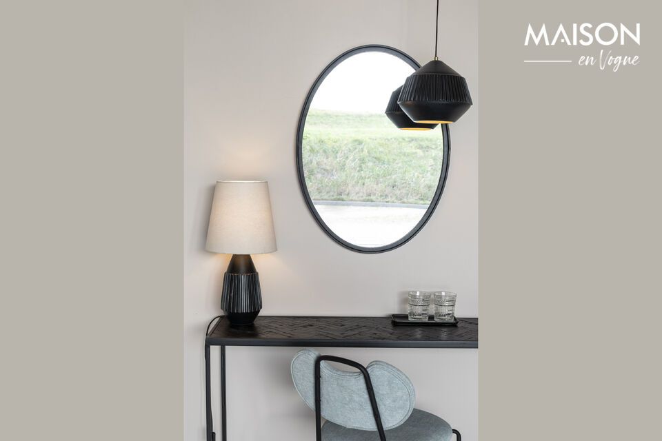 Entdecken Sie die elegante Schlichtheit unserer Tischlampe Aysa
