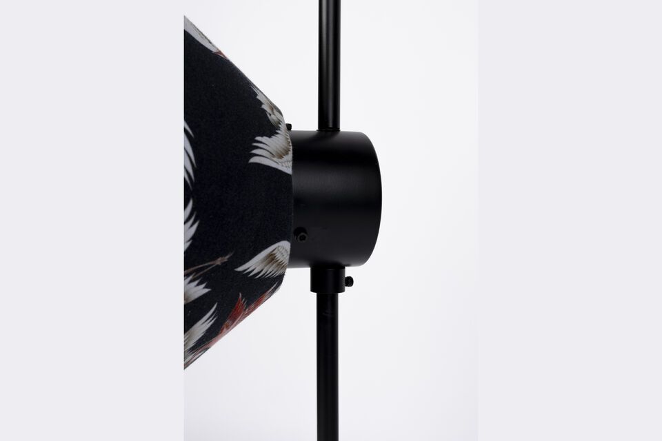 Das schlichte Design und die matte Oberfläche der Lampe Jaylee passen harmonisch zu jeder Art von