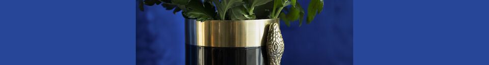 Materialbeschreibung Übertopf aus recyceltem Aluminium gold Snakes